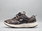 Skechers - Image 4