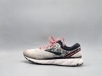 Brooks - Image 4