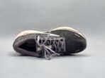 Brooks - Image 2