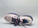 Brooks - Image 4