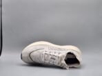 Hoka - Image 6