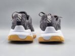 Hoka - Image 9