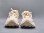 Hoka - Image 5